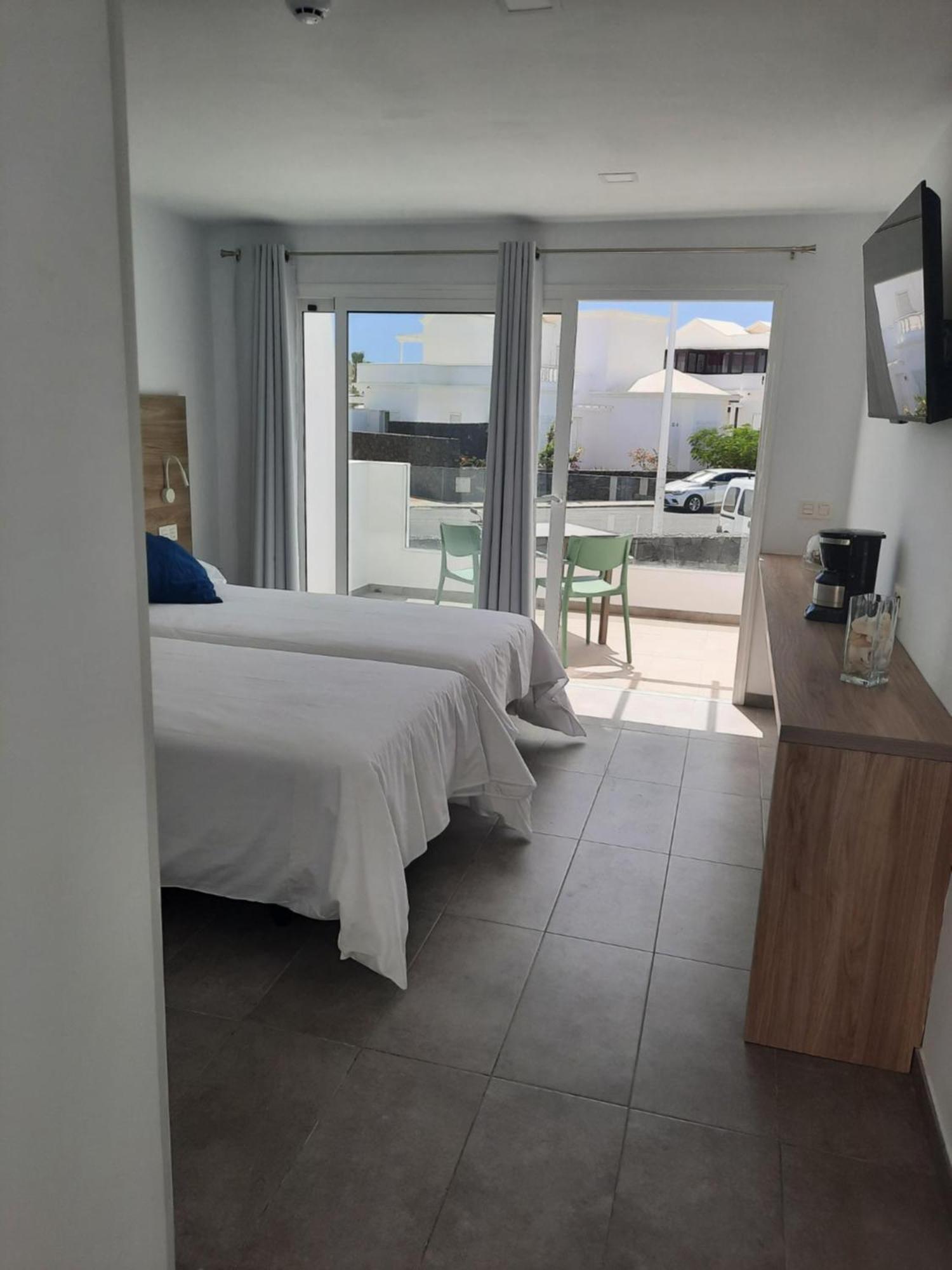 Kikere Studios Puerto del Carmen  Luaran gambar