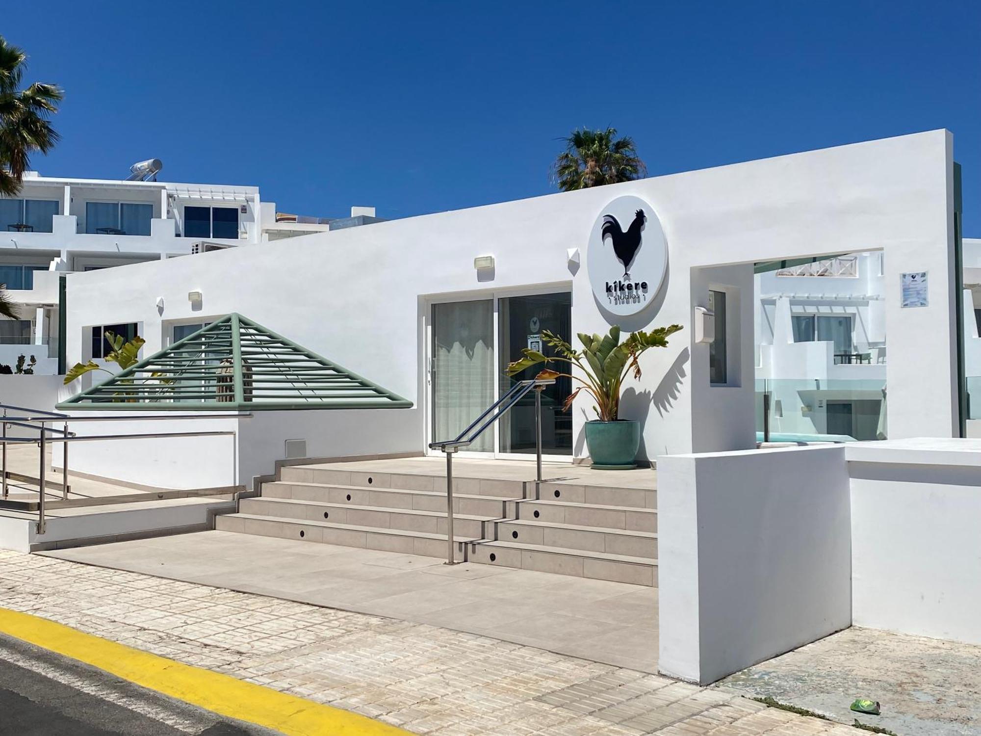 Kikere Studios Puerto del Carmen  Luaran gambar